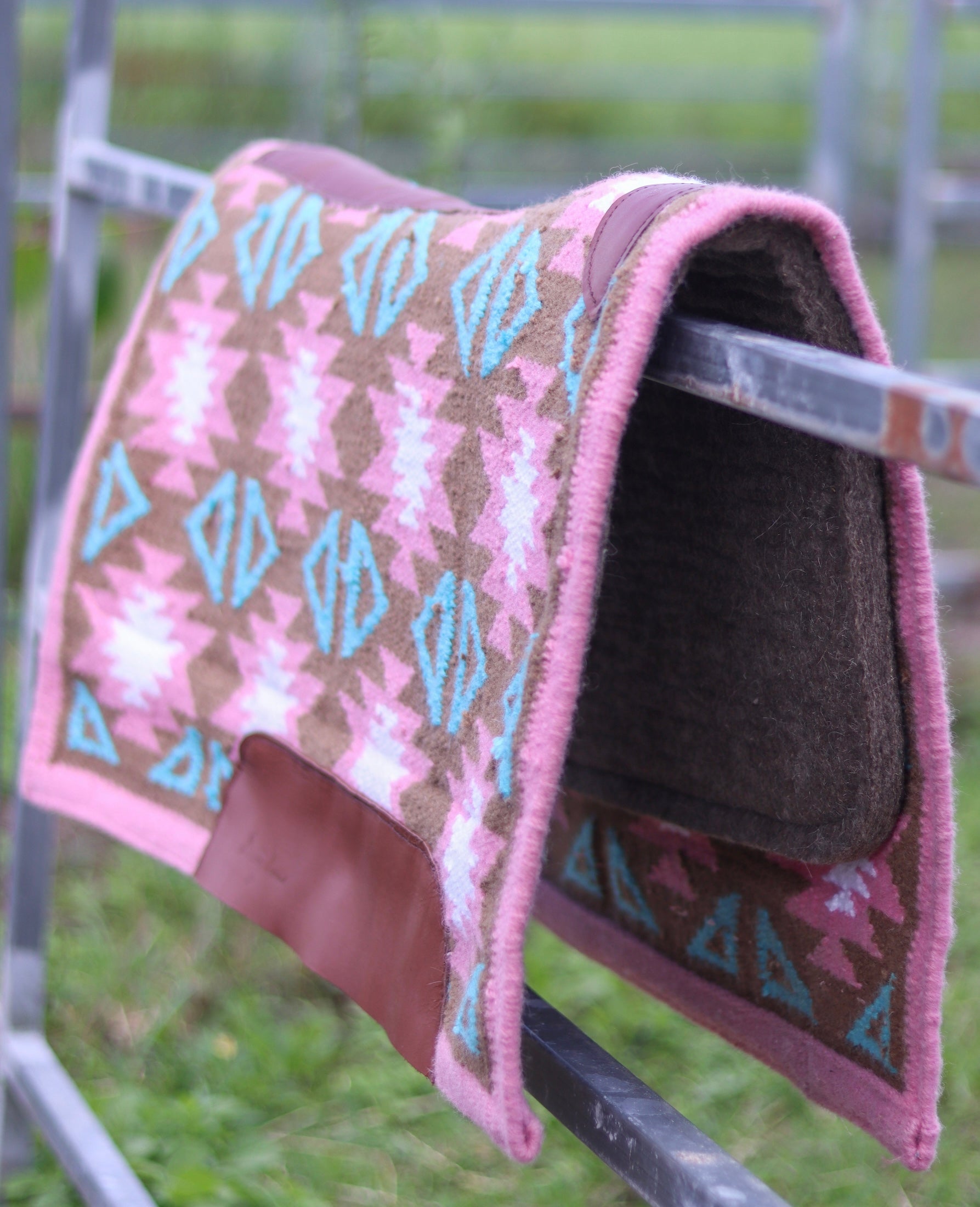 DR 'Blush' Contour Ranch/Cutter Pad - Minor Defect